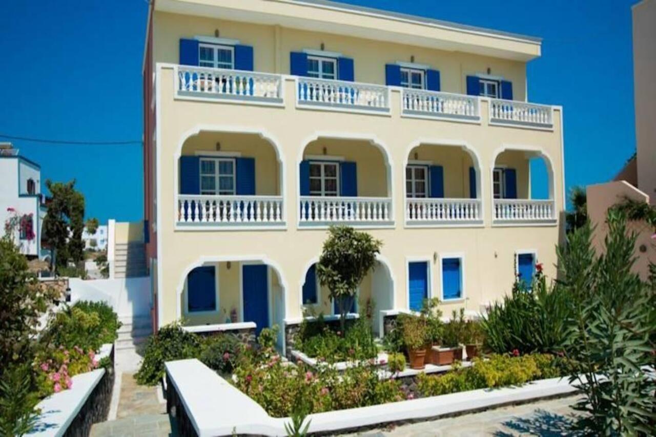 Hotel Avra Камари Экстерьер фото