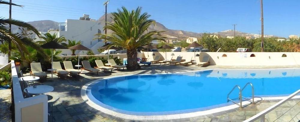 Hotel Avra Камари Экстерьер фото