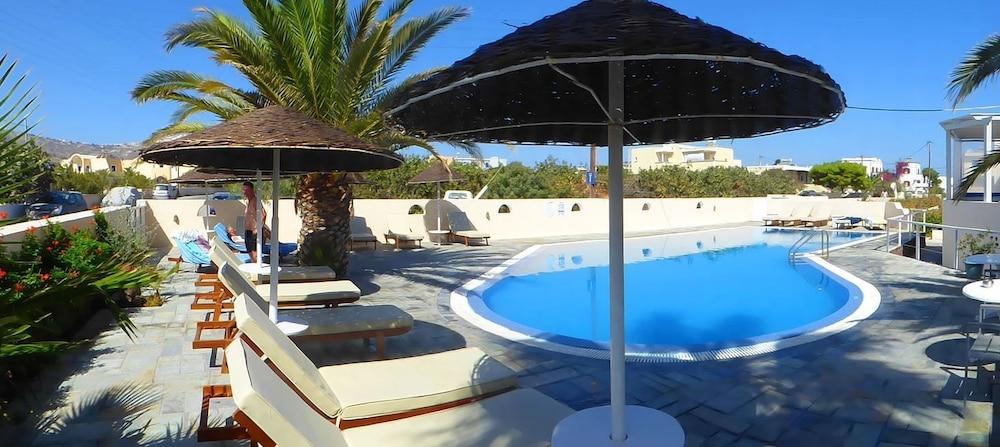 Hotel Avra Камари Экстерьер фото