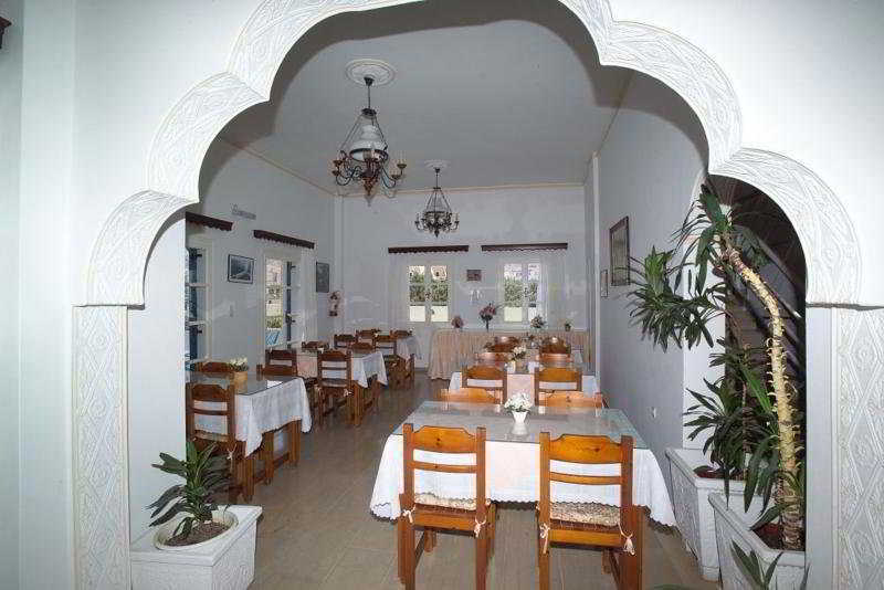 Hotel Avra Камари Экстерьер фото